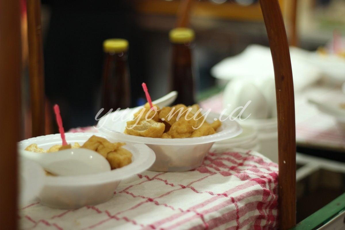 Makanan tradisional juga ada